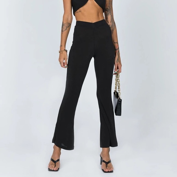 Keira a black - Picture 4 of 5